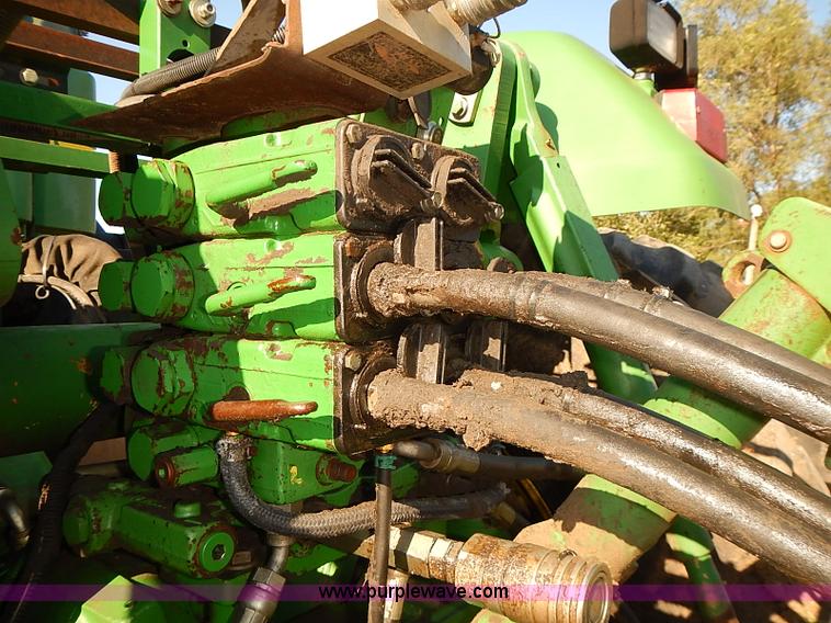 image for item J3124 1998 John Deere 9200 4WD tractor