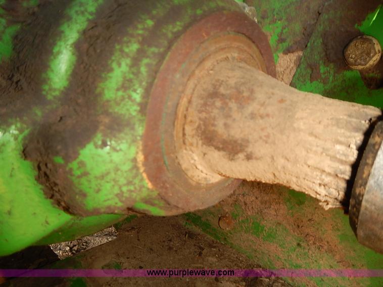 image for item J3124 1998 John Deere 9200 4WD tractor