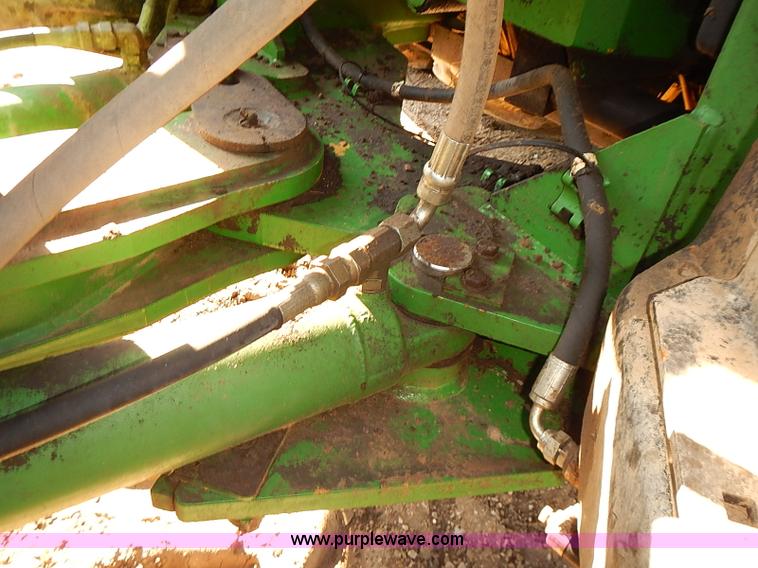 image for item J3124 1998 John Deere 9200 4WD tractor