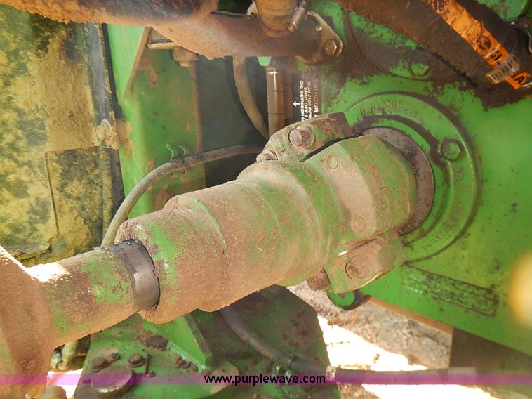 image for item J3124 1998 John Deere 9200 4WD tractor