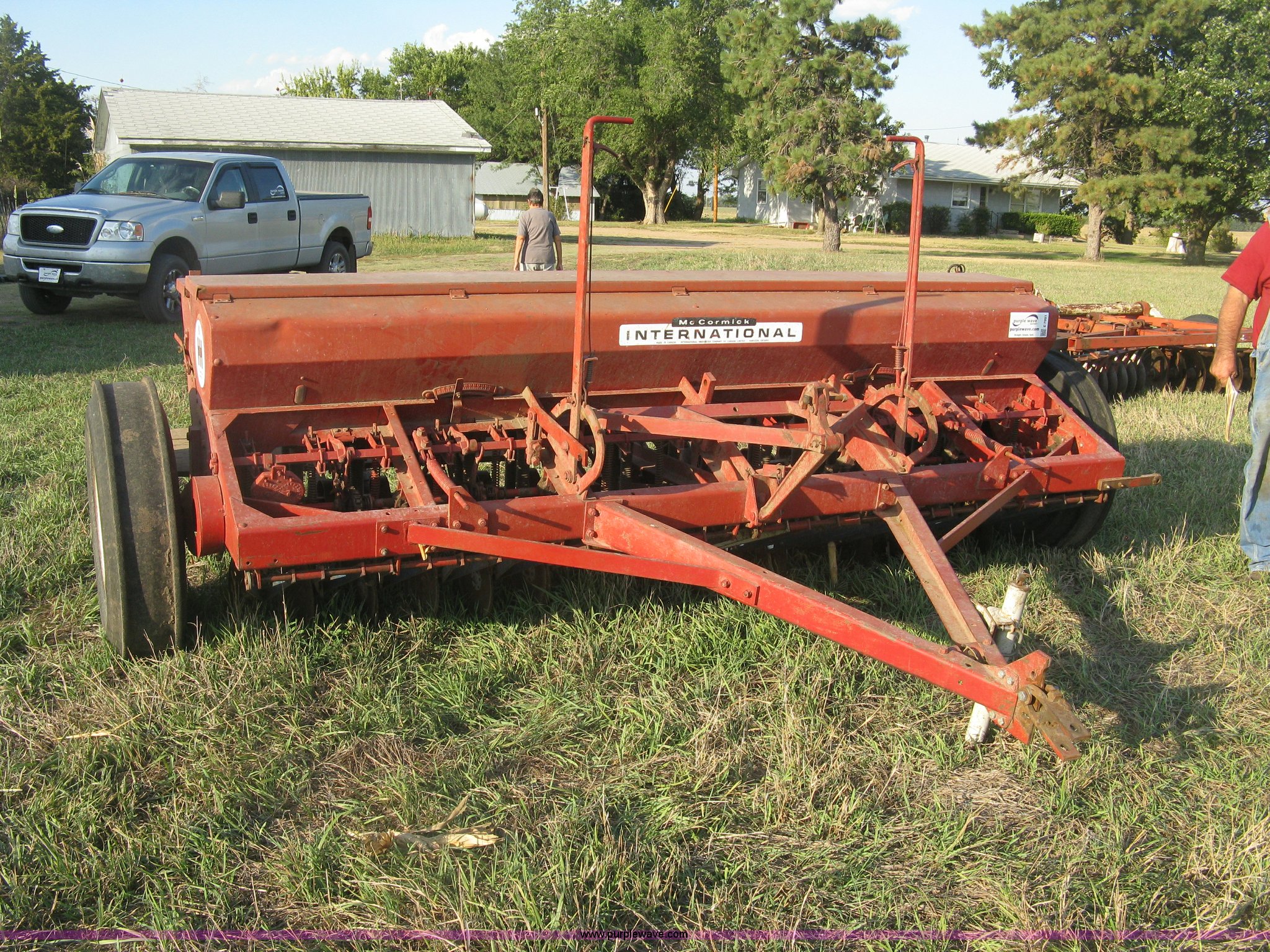 ... International 10 grain drill Full size in new window ...