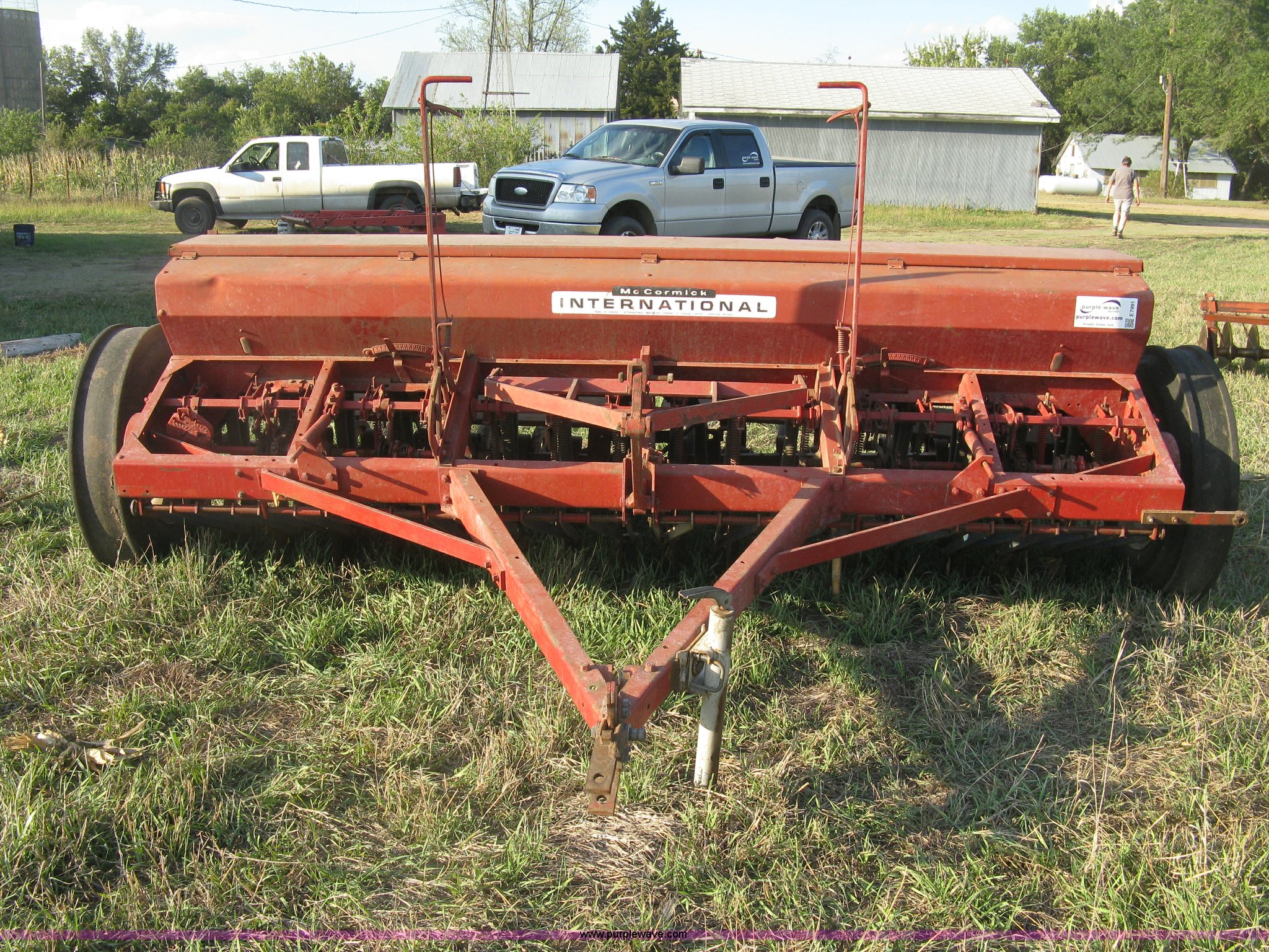 ... International 10 grain drill Full size in new window ...