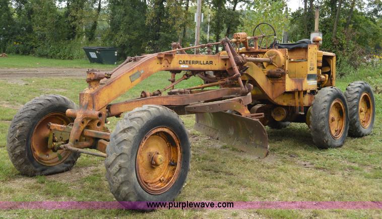 image for item AW9181 Caterpillar 212 rigid motor grader