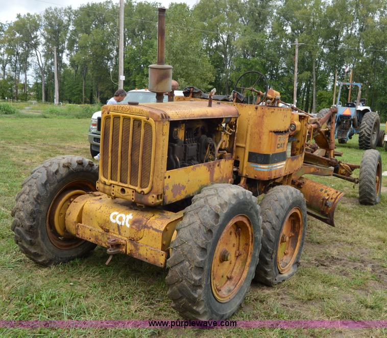 image for item AW9181 Caterpillar 212 rigid motor grader