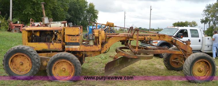 image for item AW9181 Caterpillar 212 rigid motor grader