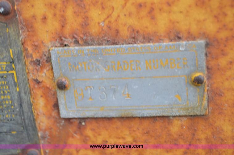 image for item AW9181 Caterpillar 212 rigid motor grader