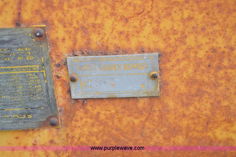 image for item AW9181 Caterpillar 212 rigid motor grader