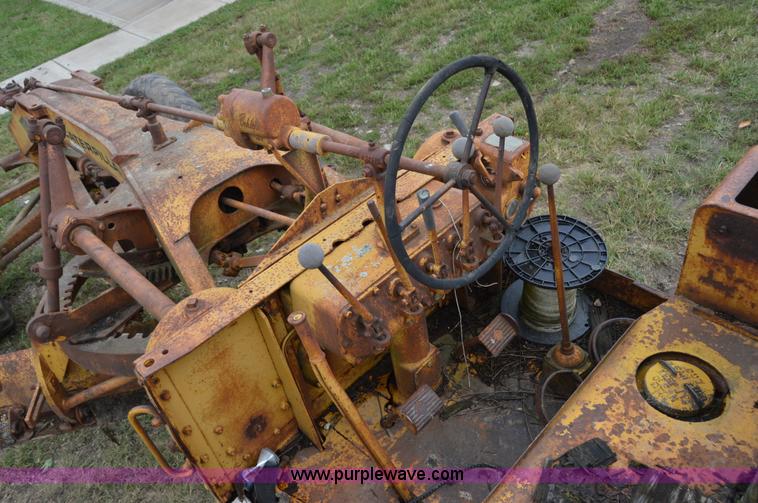 image for item AW9181 Caterpillar 212 rigid motor grader