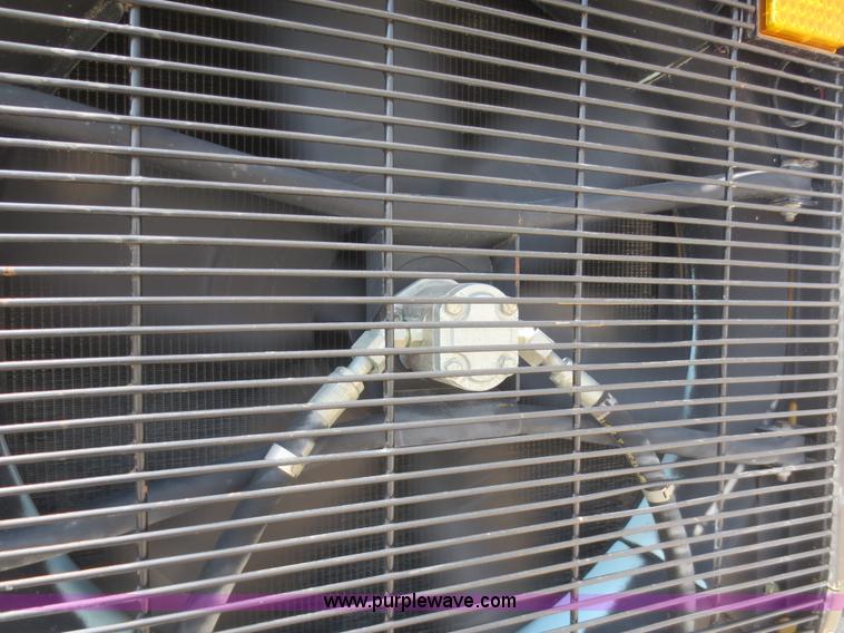 image for item D2142 2006 Caterpillar 140H VHP articulated motor grader