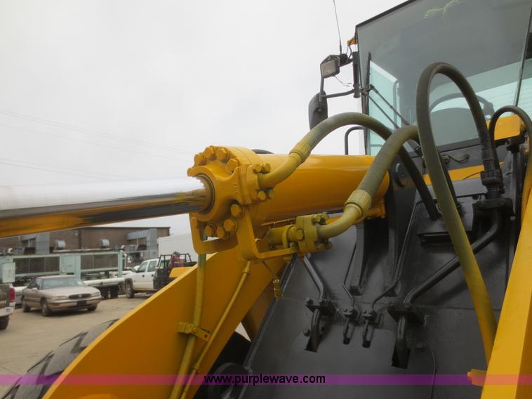 image for item D2155 2006 Komatsu WA250-5L wheel loader