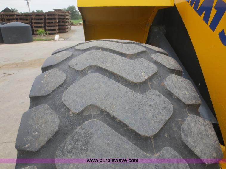 image for item D2155 2006 Komatsu WA250-5L wheel loader