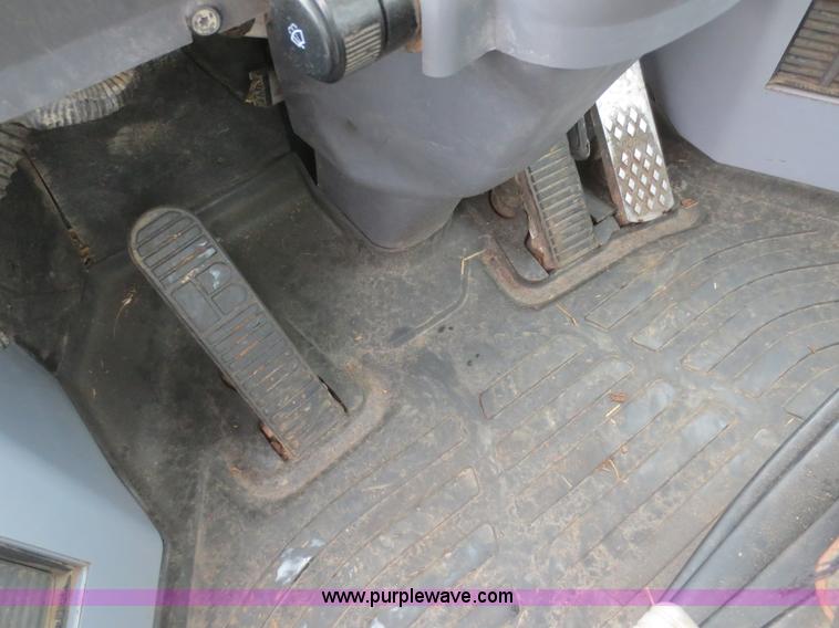 image for item D2155 2006 Komatsu WA250-5L wheel loader