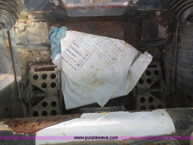 image for item D2158 2002 Bobcat 863 G Series skid steer