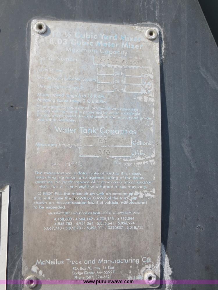 image for item D2160 1997 Ford LT9000 mixer truck