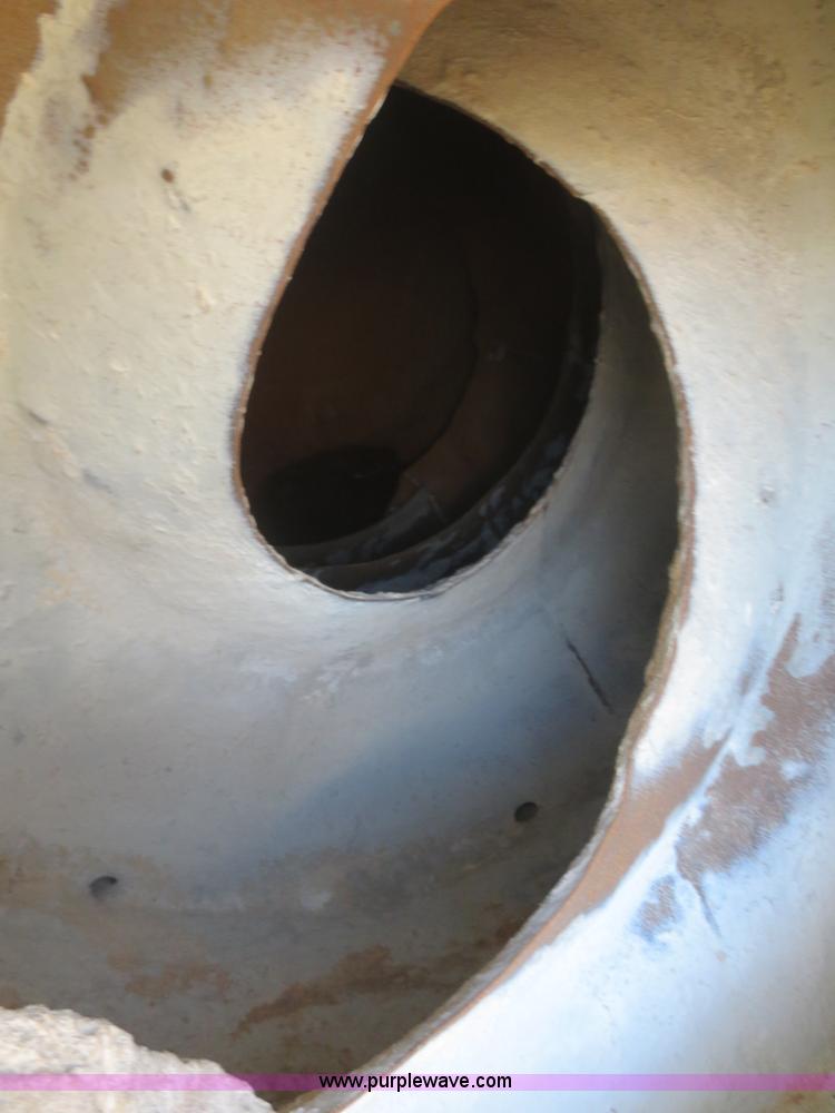 image for item D2160 1997 Ford LT9000 mixer truck