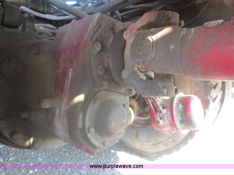 image for item D2160 1997 Ford LT9000 mixer truck