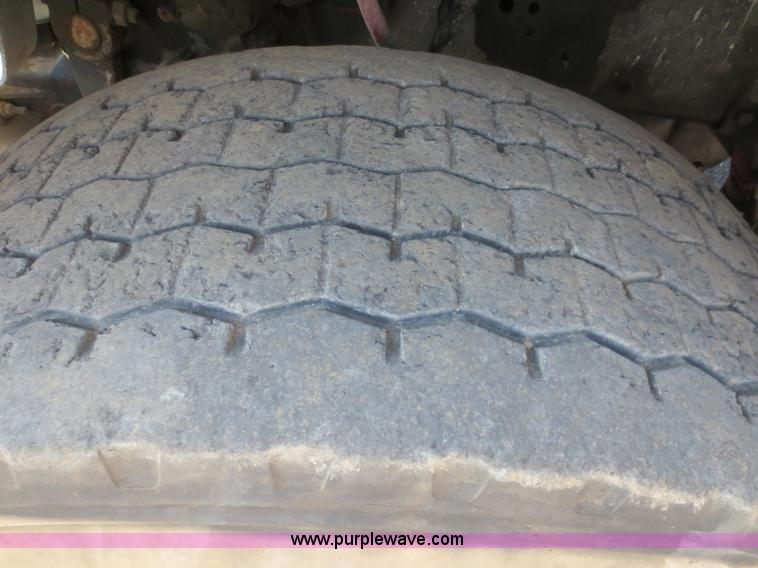 image for item D2160 1997 Ford LT9000 mixer truck