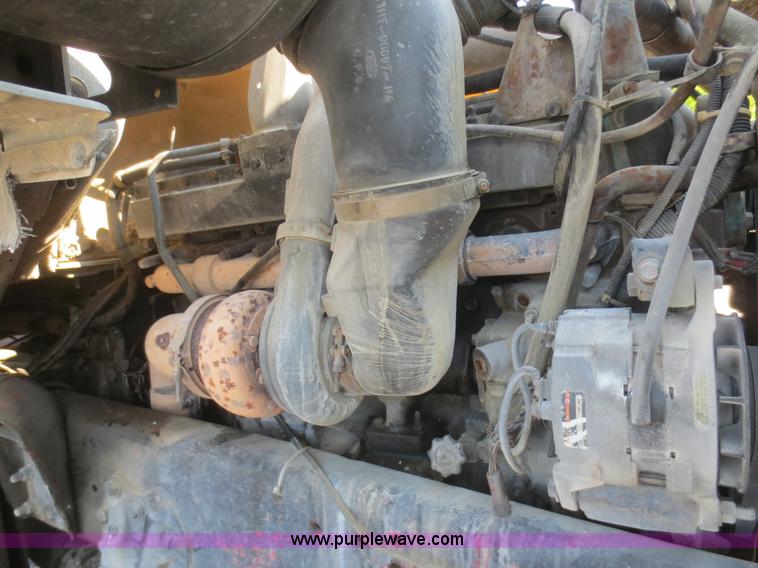 image for item D2160 1997 Ford LT9000 mixer truck