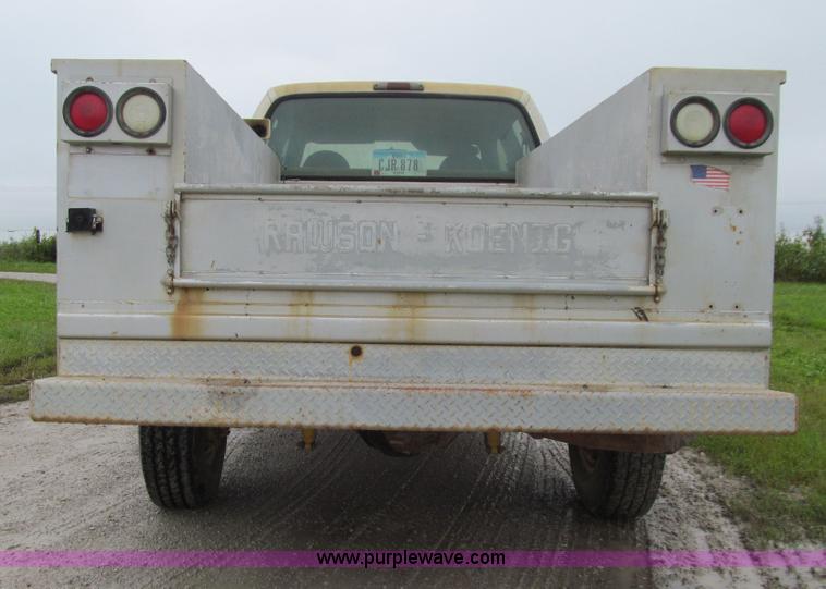 image for item E4986 2001 Ford F350 Super Duty XL Crew Cab utility truck