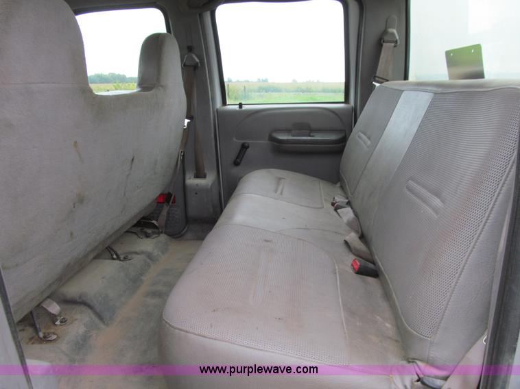 image for item E4986 2001 Ford F350 Super Duty XL Crew Cab utility truck