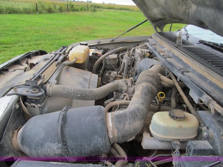 image for item E4986 2001 Ford F350 Super Duty XL Crew Cab utility truck