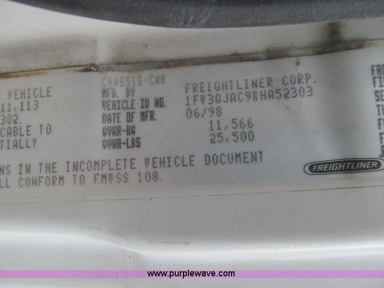 image for item E4987 1999 Freightliner FL60 service truck