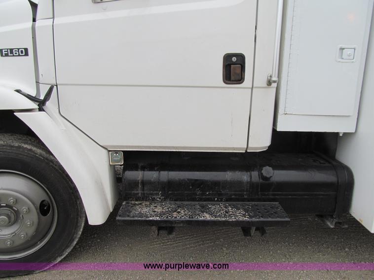 image for item E4987 1999 Freightliner FL60 service truck