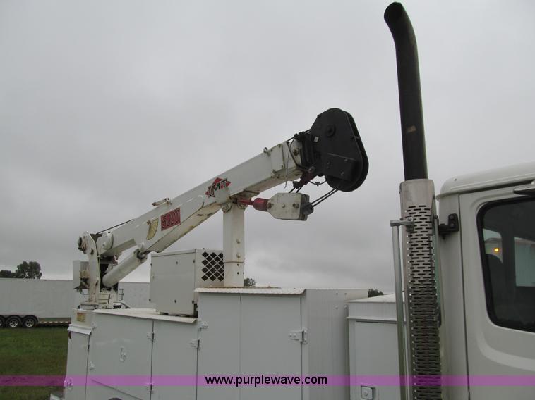 image for item E4987 1999 Freightliner FL60 service truck