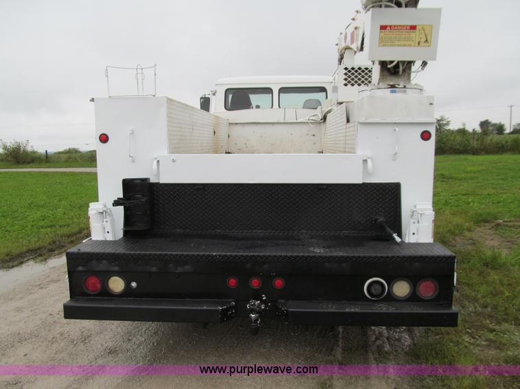 image for item E4987 1999 Freightliner FL60 service truck