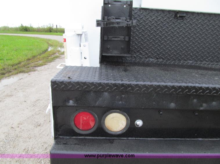 image for item E4987 1999 Freightliner FL60 service truck