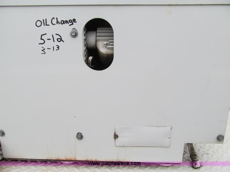 image for item E4987 1999 Freightliner FL60 service truck