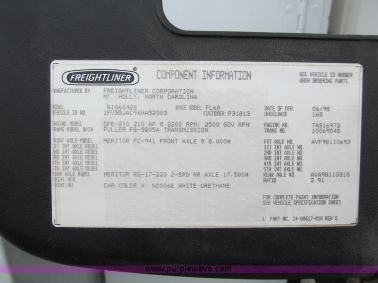 image for item E4987 1999 Freightliner FL60 service truck