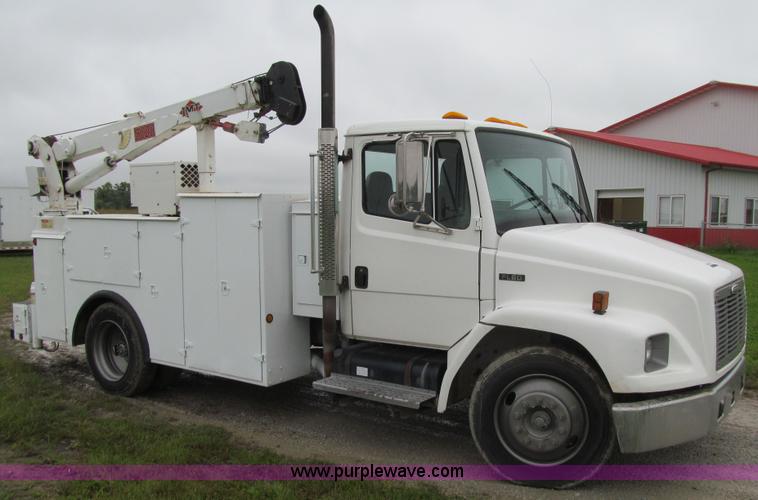 image for item E4987 1999 Freightliner FL60 service truck