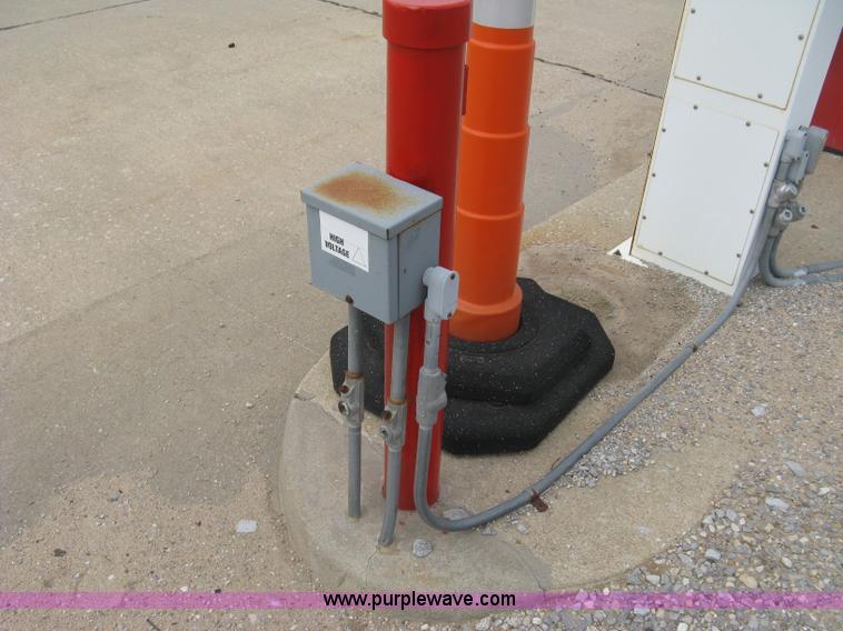 image for item E7897 GasBoy Series 1000 cardless fuel management system