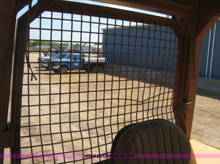 image for item E7899 1983 Case 1155D dozer