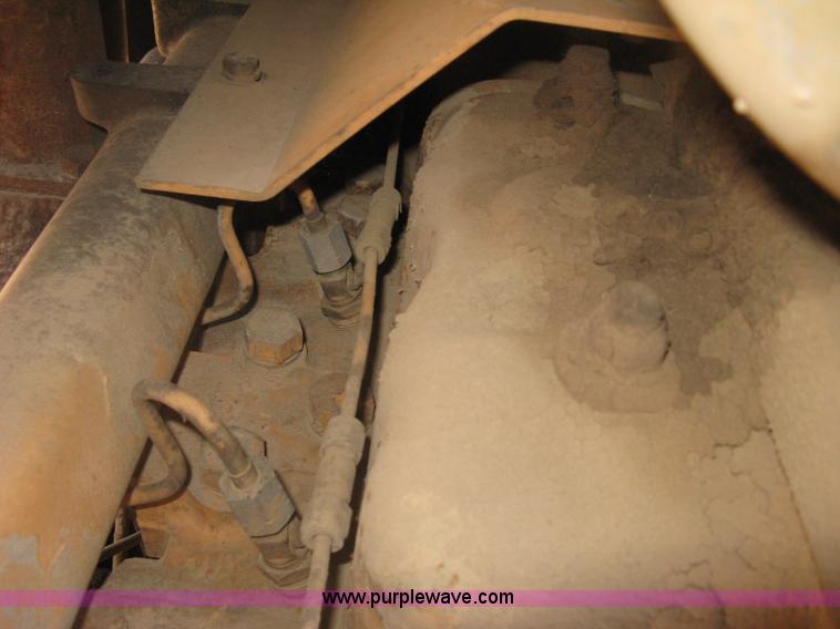 image for item E7899 1983 Case 1155D dozer