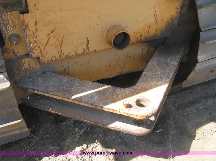 image for item E7899 1983 Case 1155D dozer