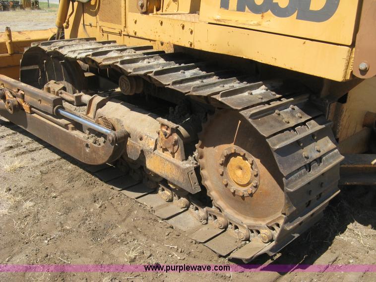 image for item E7899 1983 Case 1155D dozer