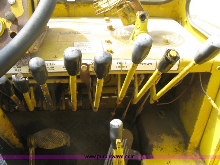 image for item E7900 1984 Galion 125 crane