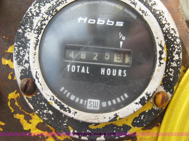 image for item E7900 1984 Galion 125 crane