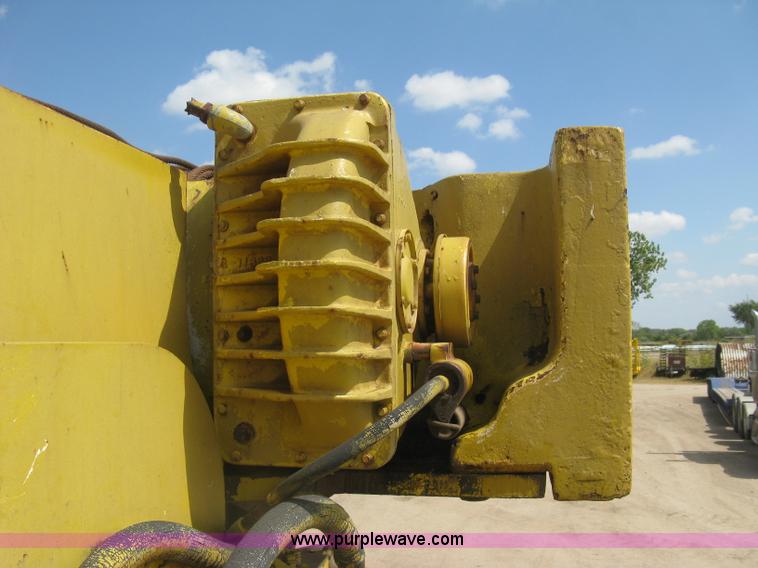 image for item E7900 1984 Galion 125 crane