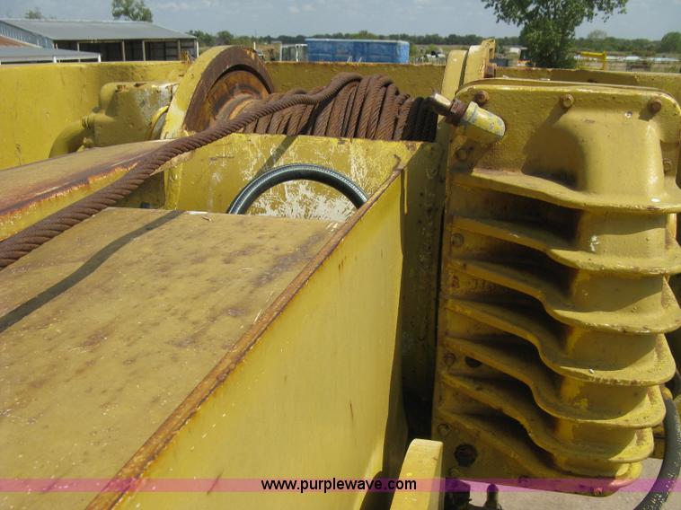 image for item E7900 1984 Galion 125 crane