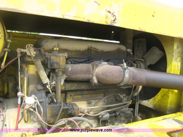 image for item E7900 1984 Galion 125 crane