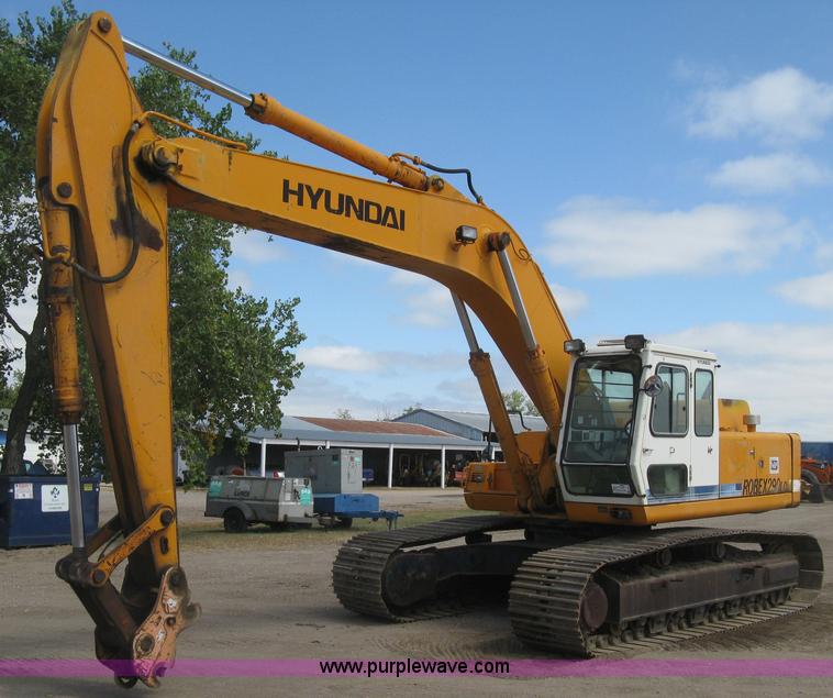 image for item E7901 1994 Hyundai Robex 290LC excavator