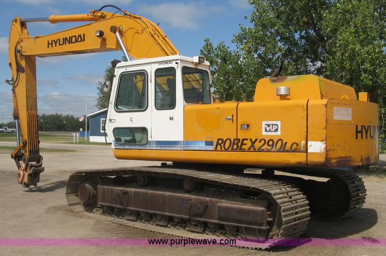 image for item E7901 1994 Hyundai Robex 290LC excavator