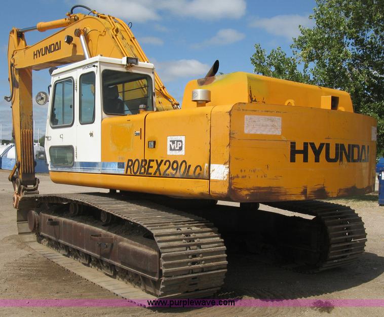 image for item E7901 1994 Hyundai Robex 290LC excavator