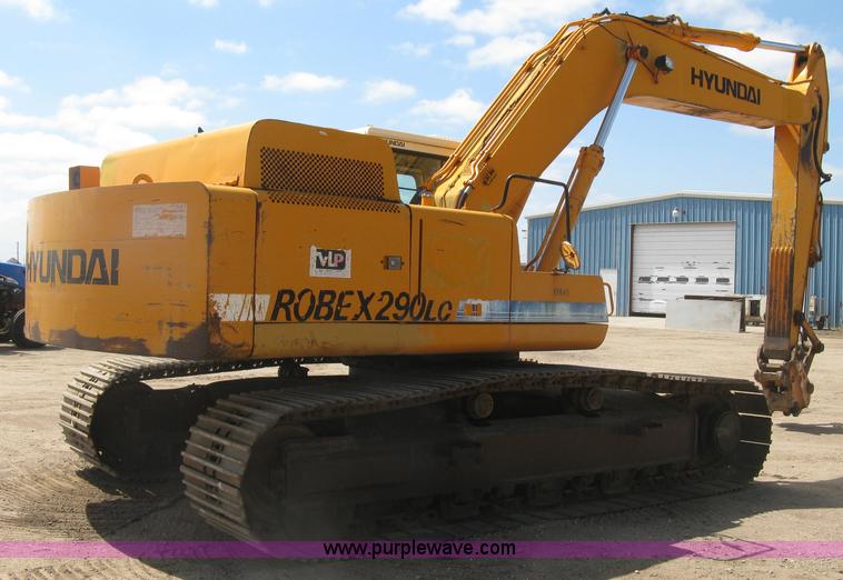 image for item E7901 1994 Hyundai Robex 290LC excavator