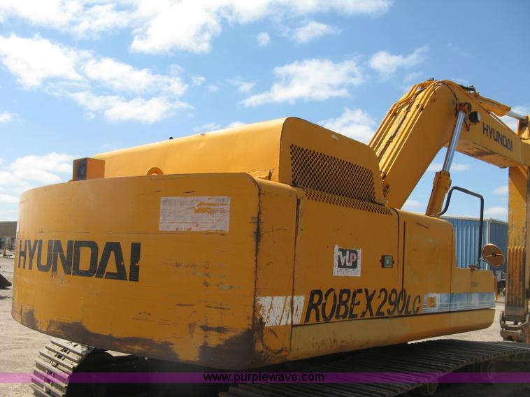 image for item E7901 1994 Hyundai Robex 290LC excavator