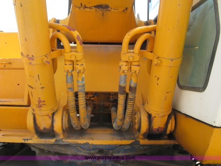 image for item E7901 1994 Hyundai Robex 290LC excavator