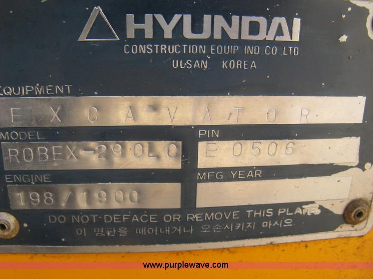 image for item E7901 1994 Hyundai Robex 290LC excavator